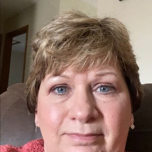 Meet your Posher, Carol